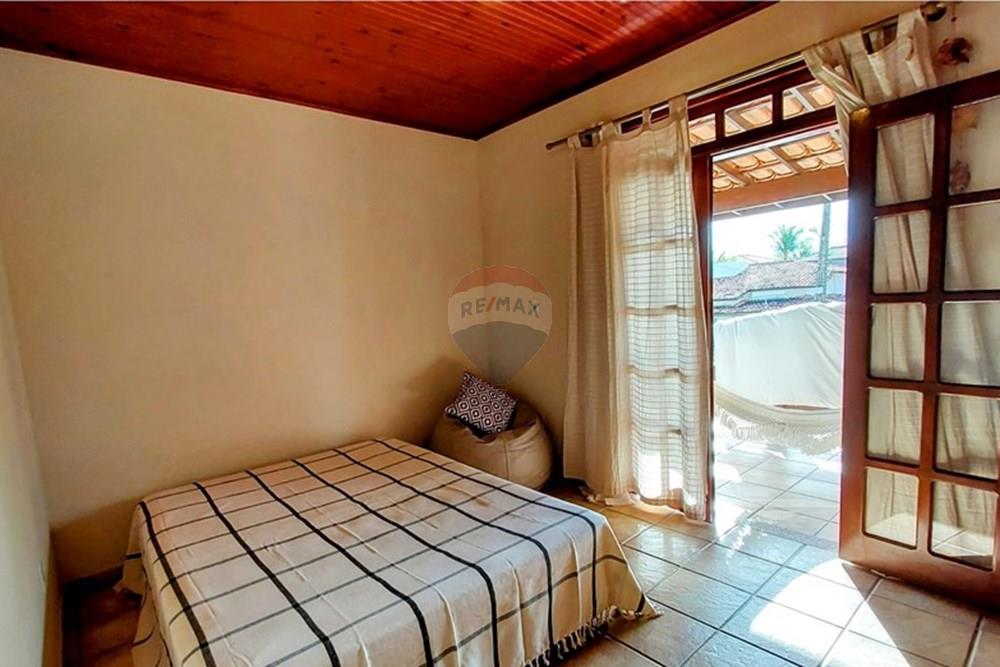 Casa à venda com 5 quartos, 220m² - Foto 14