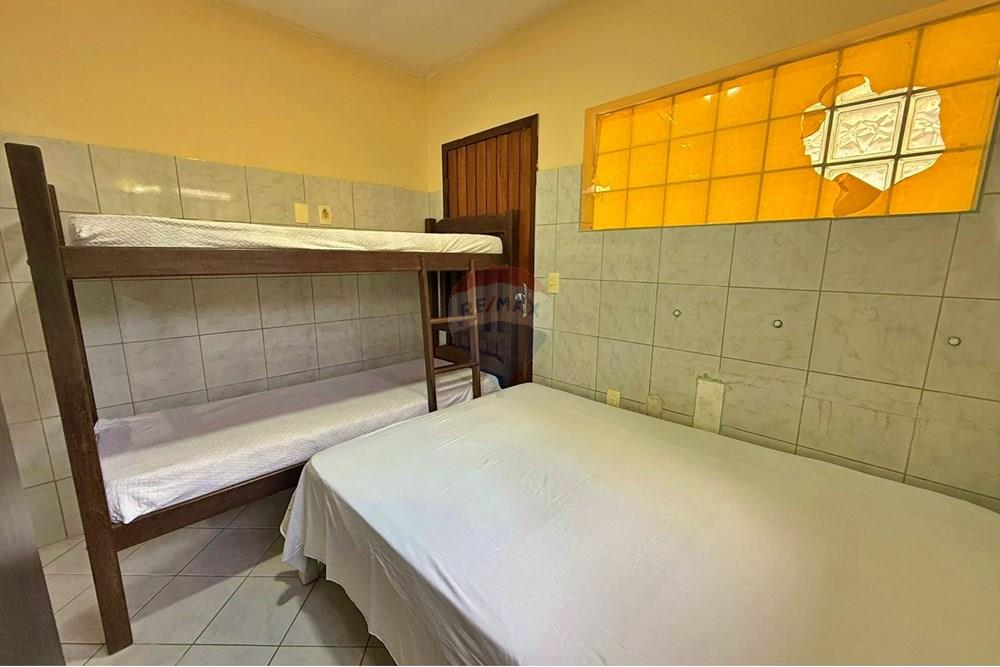Casa à venda com 11 quartos, 312m² - Foto 13