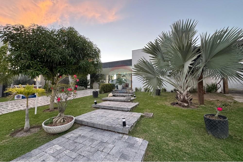 Casa à venda com 4 quartos, 350m² - Foto 4