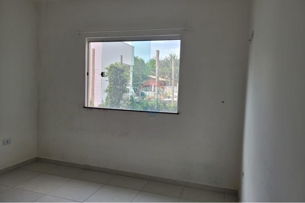 Casa à venda com 5 quartos, 300m² - Foto 14