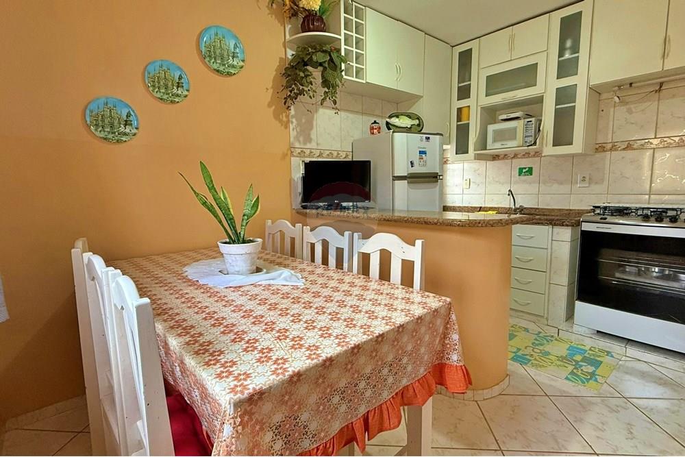 Casa à venda com 11 quartos, 312m² - Foto 47