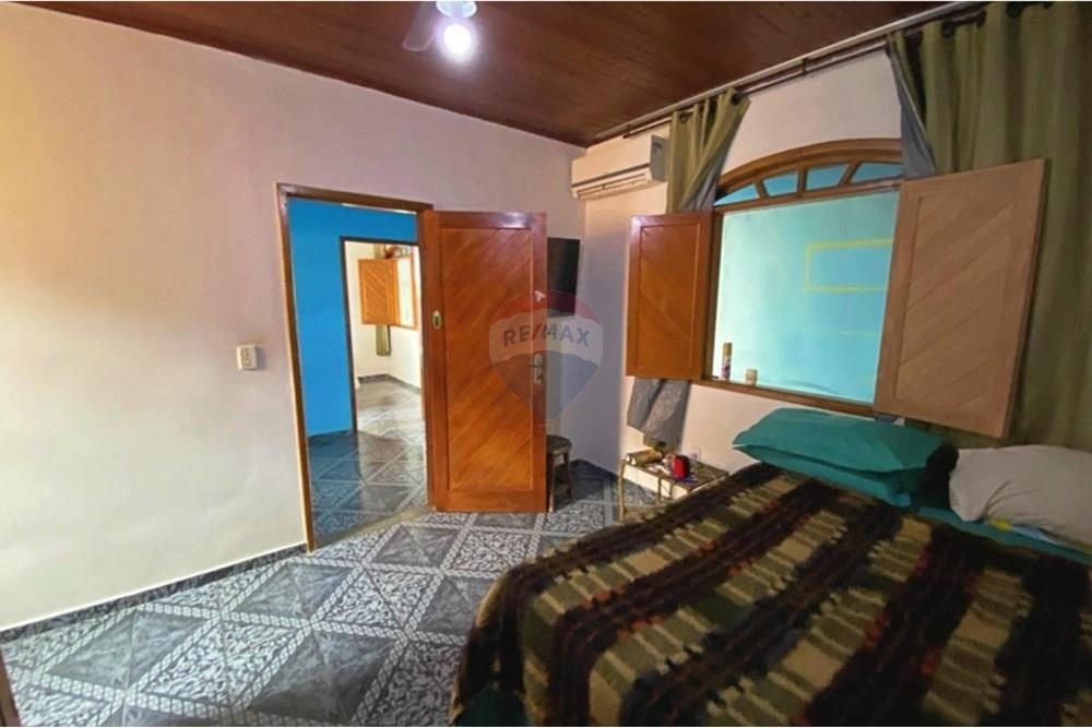 Casa à venda com 2 quartos, 130m² - Foto 8