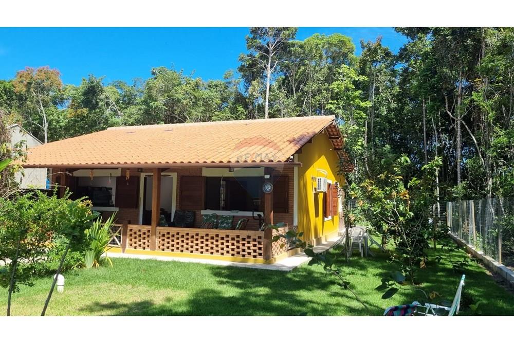 Casa à venda com 3 quartos, 129m² - Foto 1