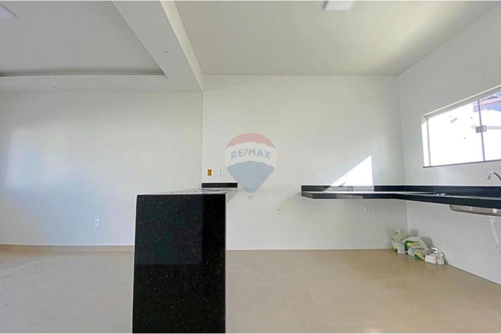Casa à venda com 3 quartos, 85m² - Foto 6