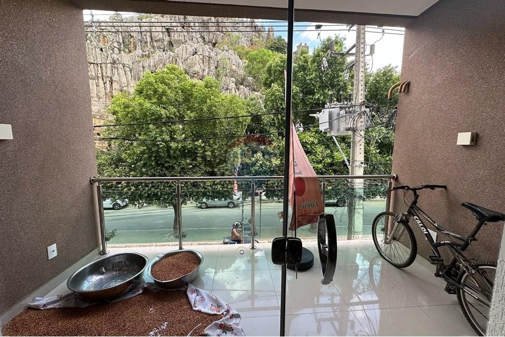 Prédio - Venda - Bom Jesus da Lapa , Bahia - WhatsApp Image 2025-05-05 at 11.33.31.jpeg - 580831002-93