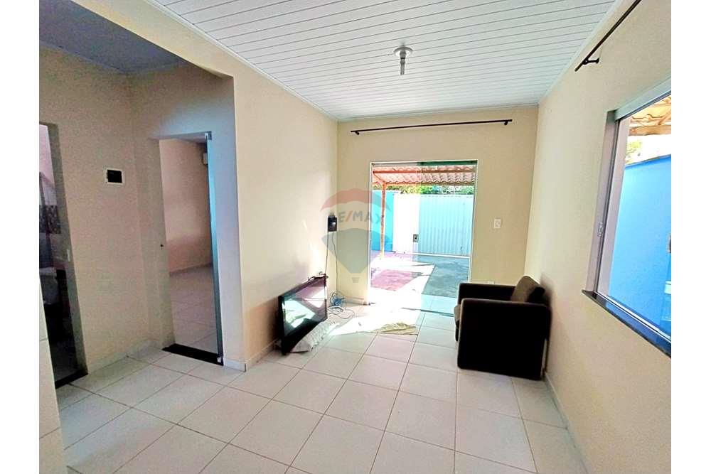 Casa à venda com 2 quartos, 58m² - Foto 4