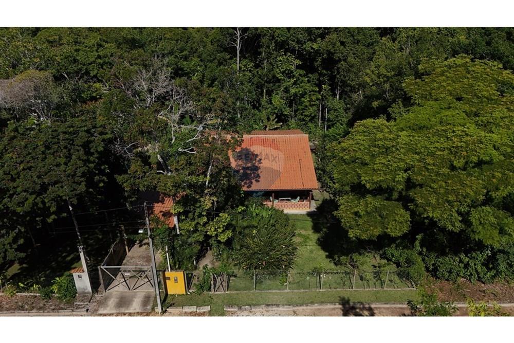 Casa à venda com 3 quartos, 129m² - Foto 2