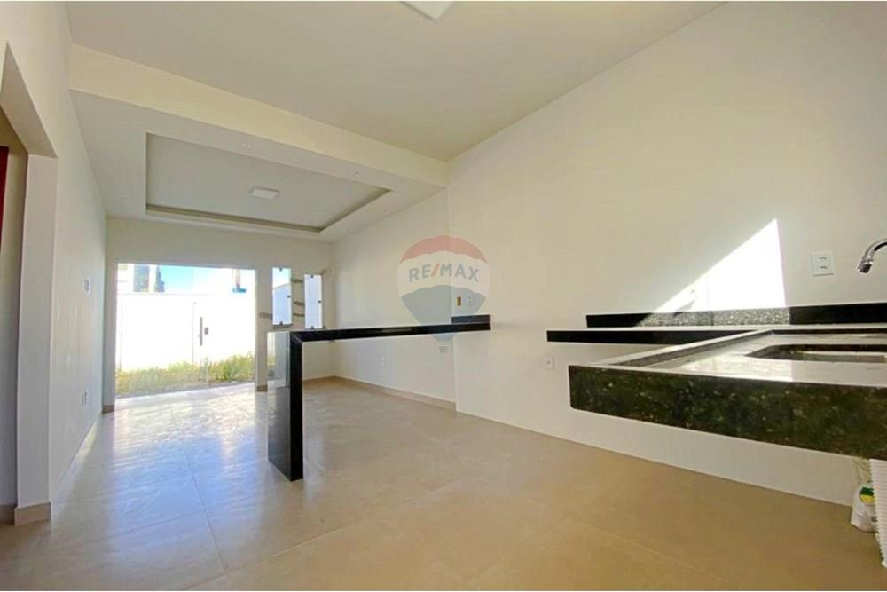 Casa à venda com 3 quartos, 85m² - Foto 8