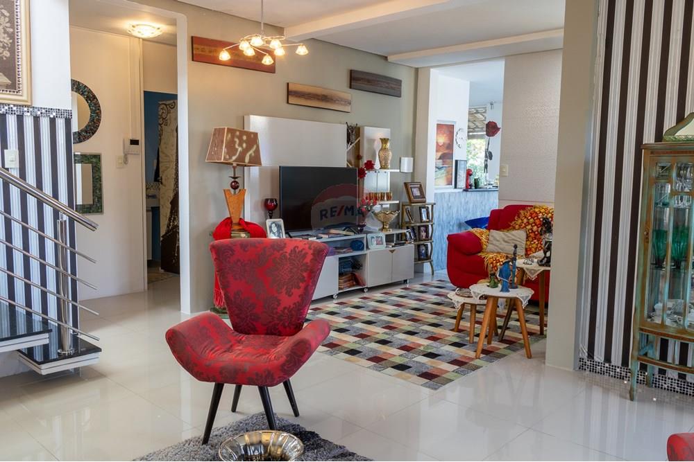 Casa à venda com 3 quartos, 263m² - Foto 25