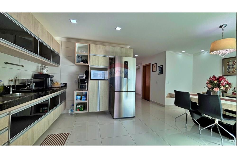 Apartamento à venda com 4 quartos, 197m² - Foto 9