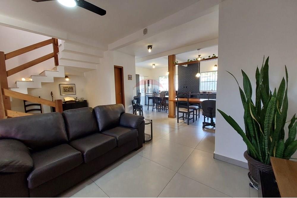 Sobrado à venda com 5 quartos, 290m² - Foto 12