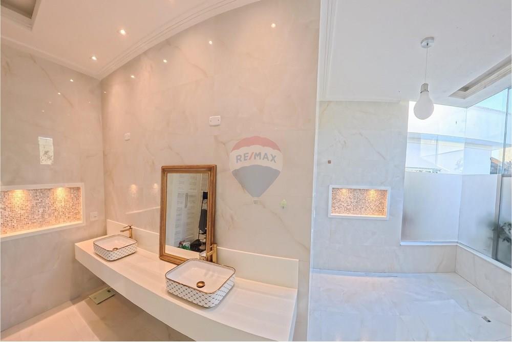 Casa à venda com 4 quartos, 350m² - Foto 31