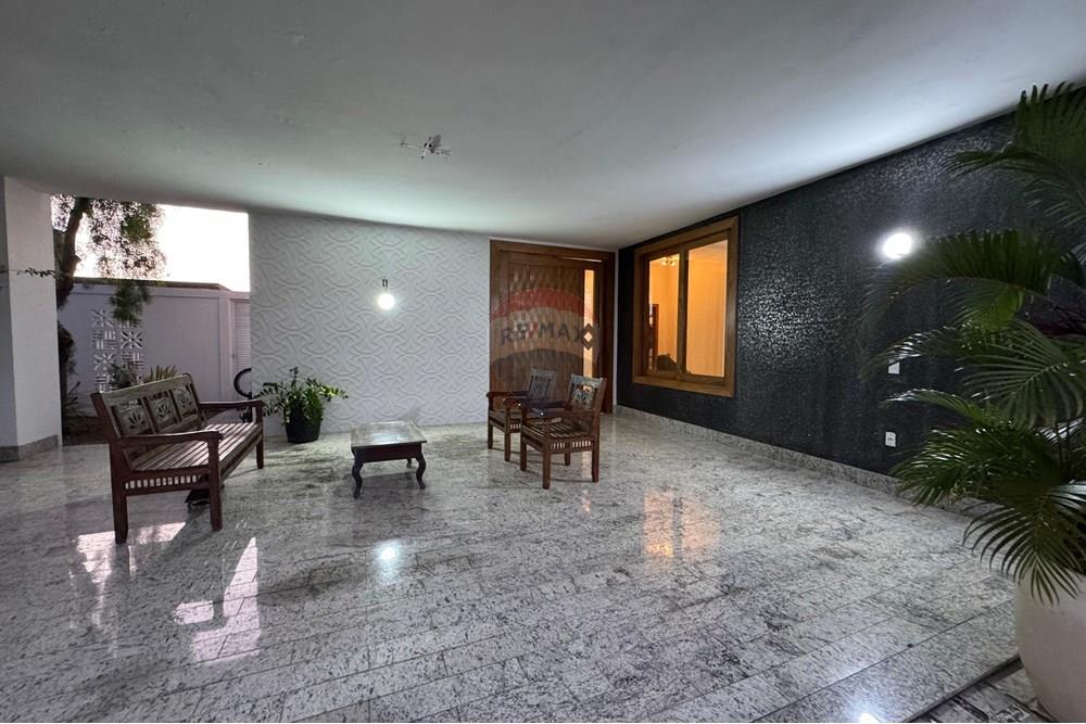 Casa à venda com 4 quartos, 350m² - Foto 7