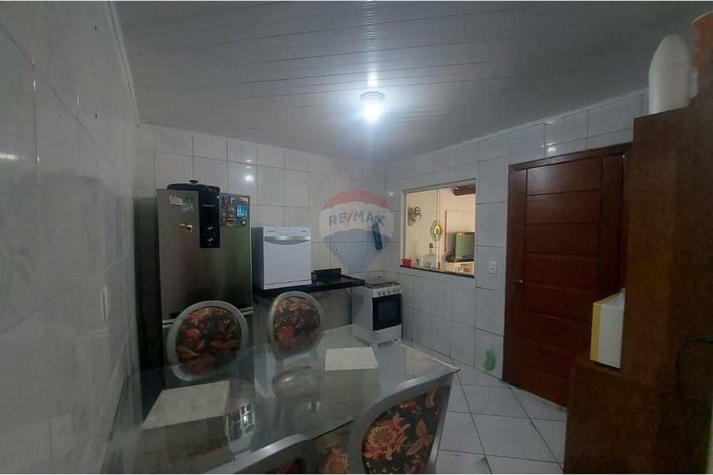 Casa à venda com 3 quartos, 98m² - Foto 8