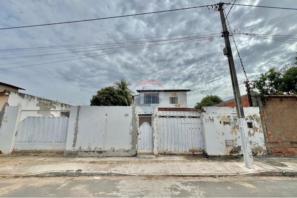 Sobrado - Venda - Barreiras , Bahia - WhatsApp Image 2025-04-15 at 09.35.06 (1).jpeg - 580651065-29