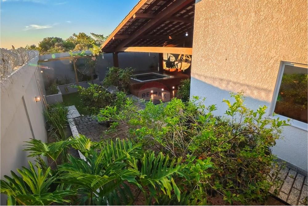 Casa à venda com 4 quartos, 350m² - Foto 52