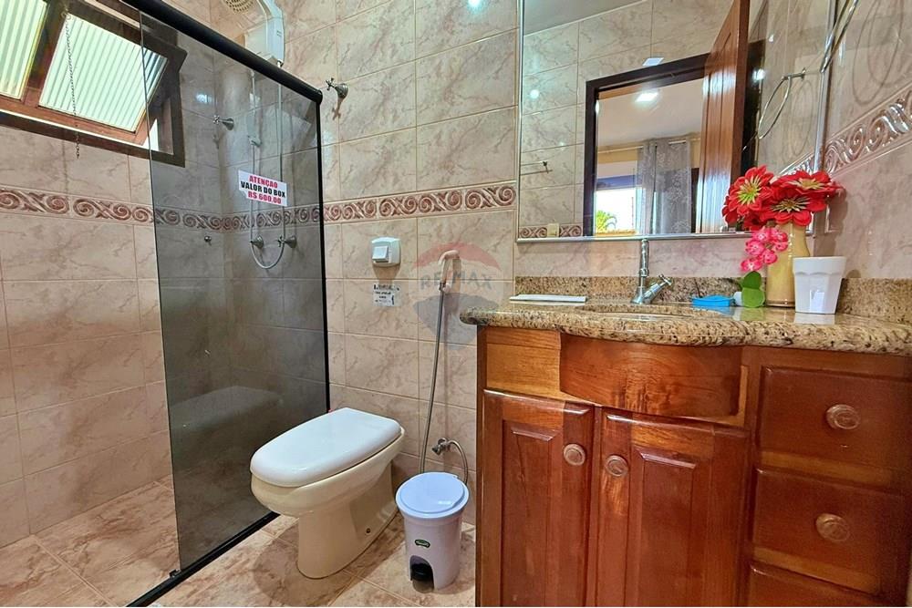 Casa à venda com 11 quartos, 312m² - Foto 17