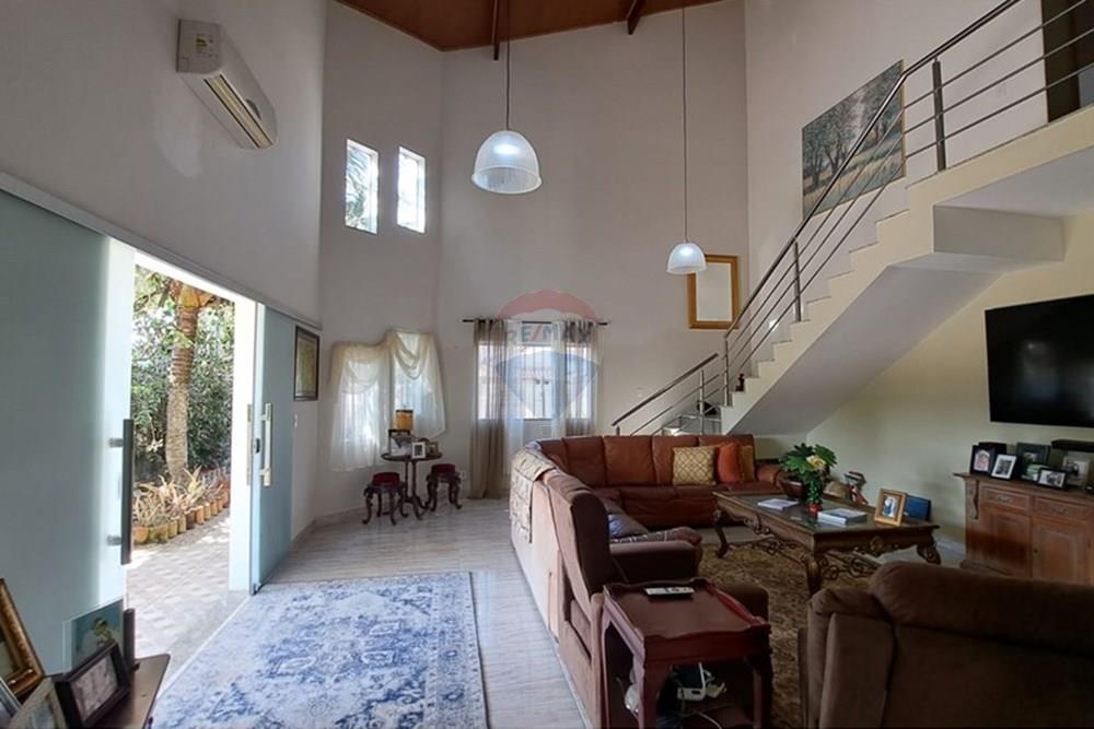 Casa à venda com 13 quartos, 620m² - Foto 2