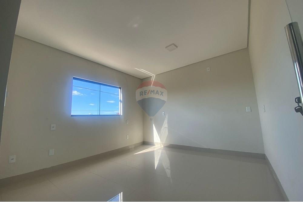 Sobrado - Venda - Barreiras , Bahia - WhatsApp Image 2025-03-15 at 10.59.17 (1).jpeg - 580651041-70