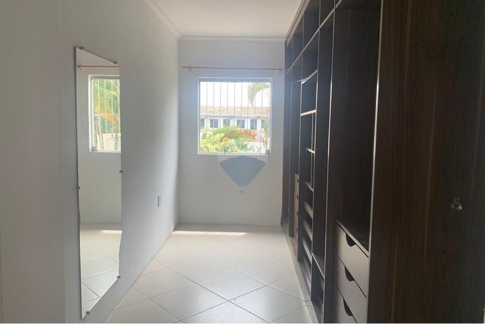 Casa, 3 quartos, 240 m² - Foto 13