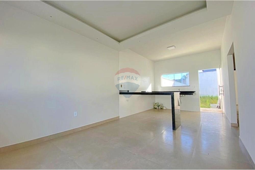 Casa à venda com 3 quartos, 85m² - Foto 7