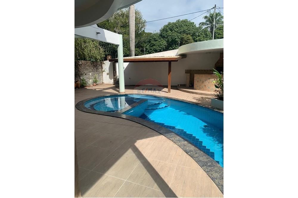 Casa, 4 quartos, 380 m² - Foto 1