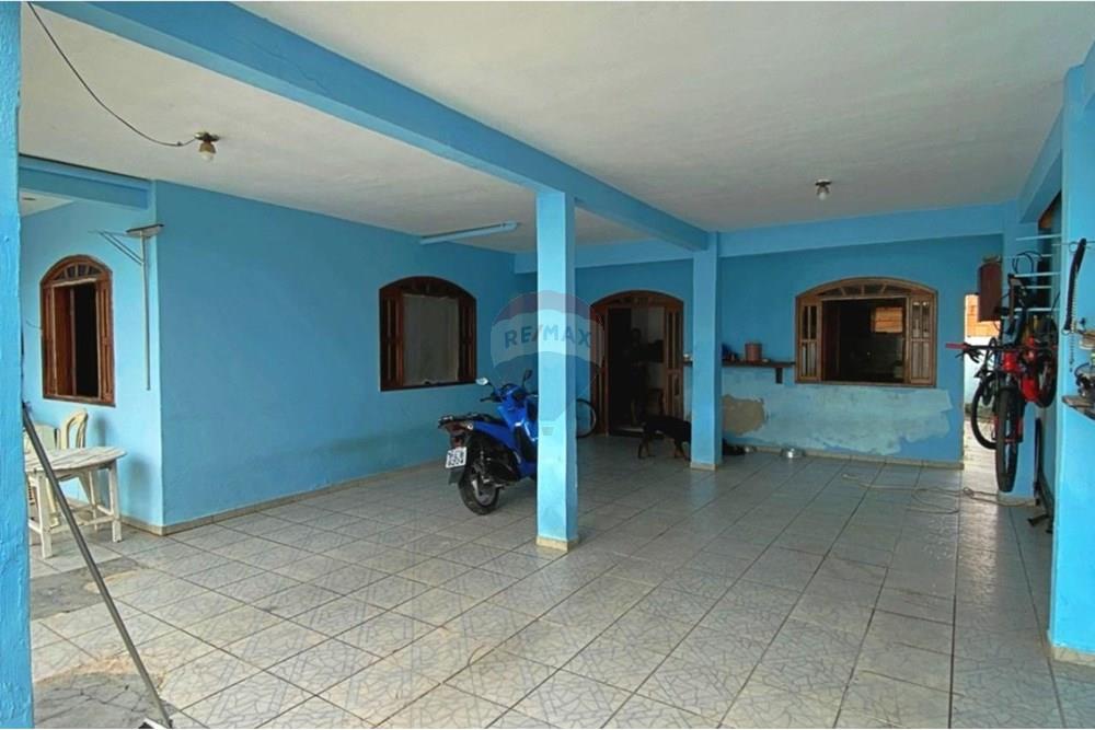 Casa à venda com 2 quartos, 130m² - Foto 3