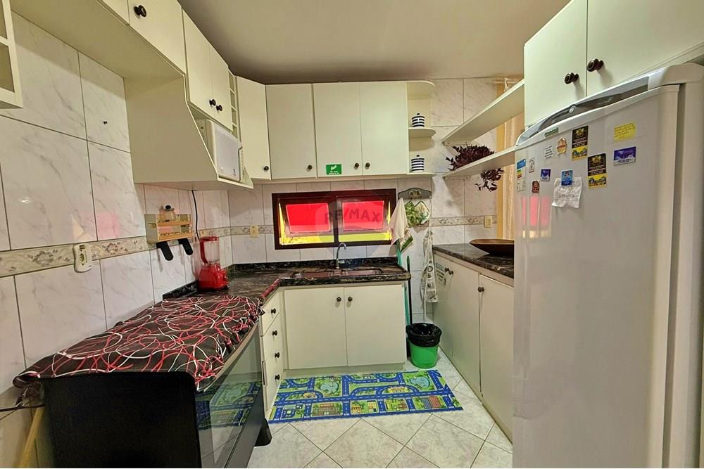 Casa à venda com 11 quartos, 312m² - Foto 10