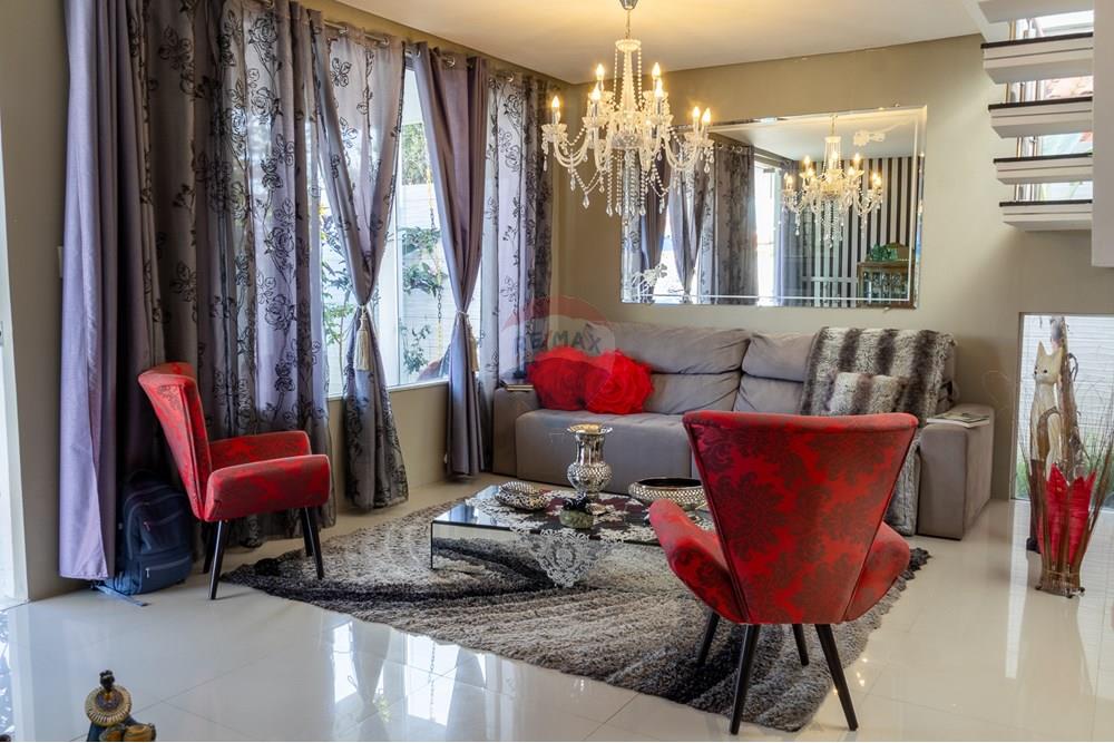 Casa à venda com 3 quartos, 263m² - Foto 24