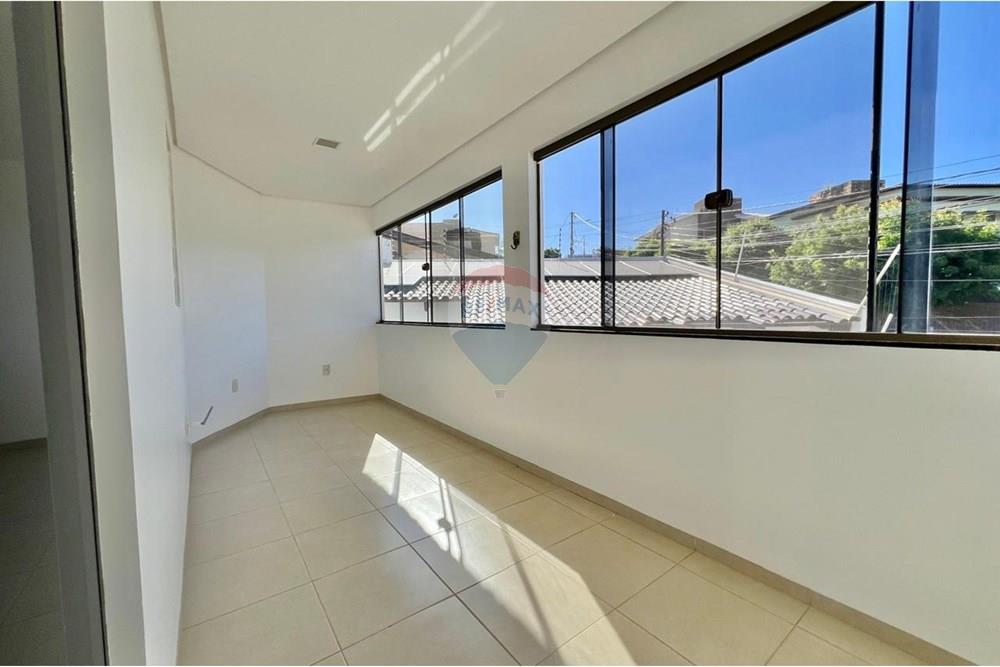 Rezidential - Casa pe doua nivele - Barreiras , Bahia - BR - WhatsApp Image 2025-08-26 at 20.01.07 (1).jpeg - 580651079-12