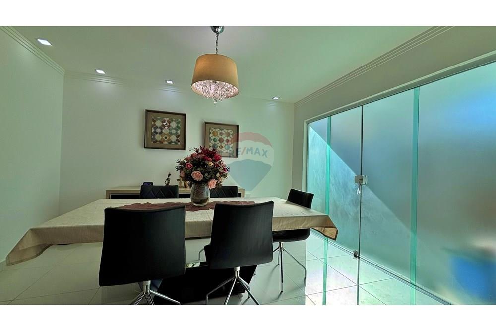Apartamento à venda com 4 quartos, 197m² - Foto 7