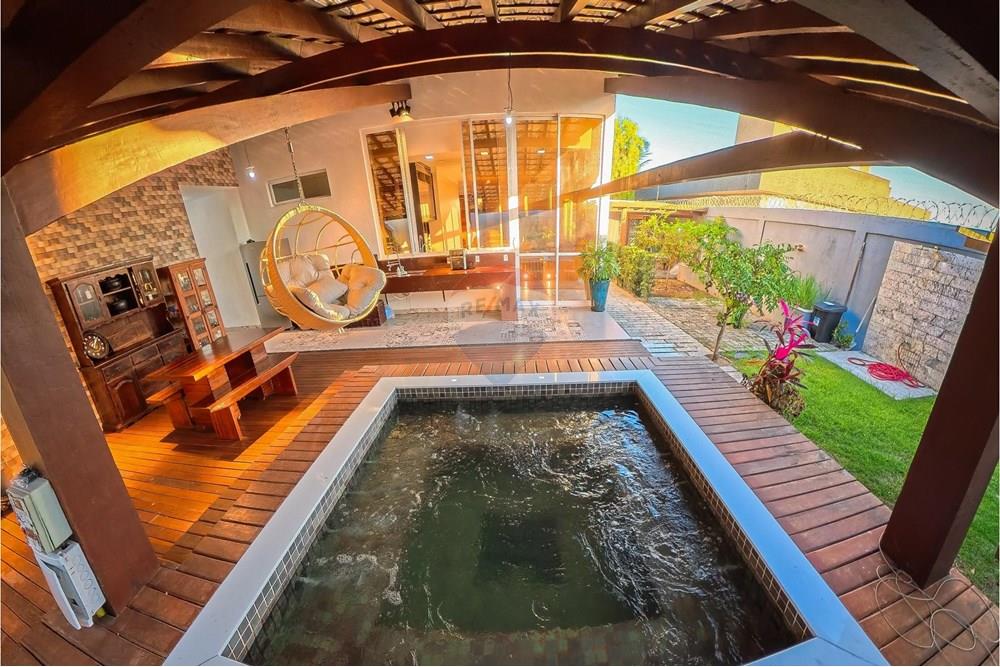 Casa à venda com 4 quartos, 350m² - Foto 44