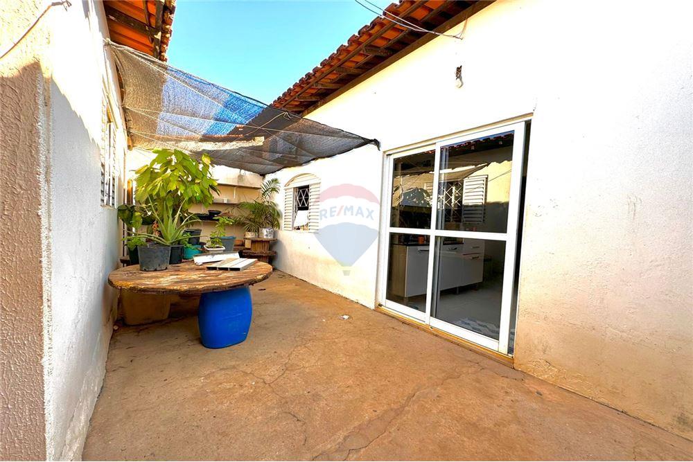 Casa - Venda - Barreiras , Bahia - 32 - 580651047-93