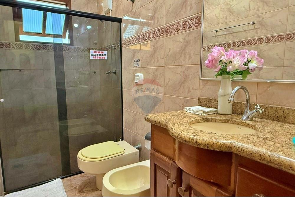 Casa à venda com 11 quartos, 312m² - Foto 34