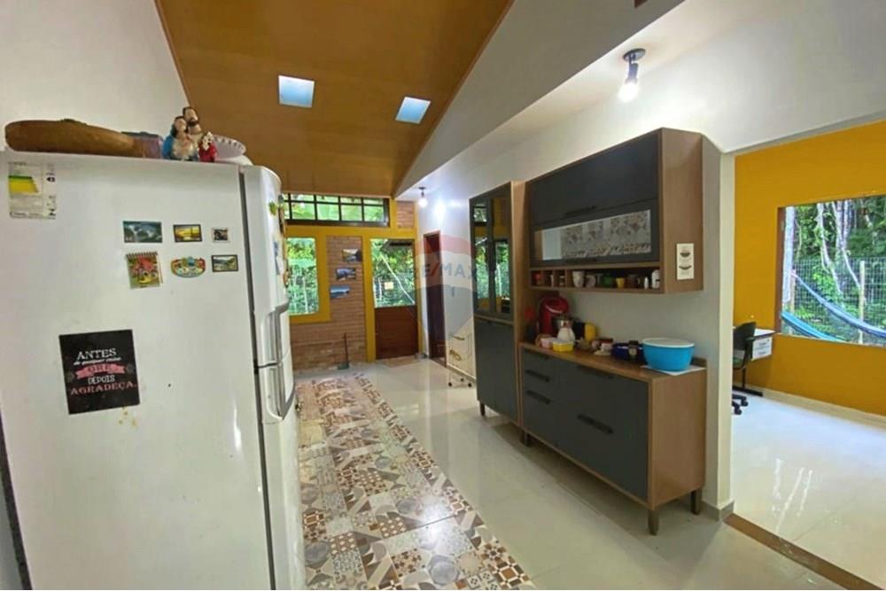 Casa à venda com 3 quartos, 129m² - Foto 9