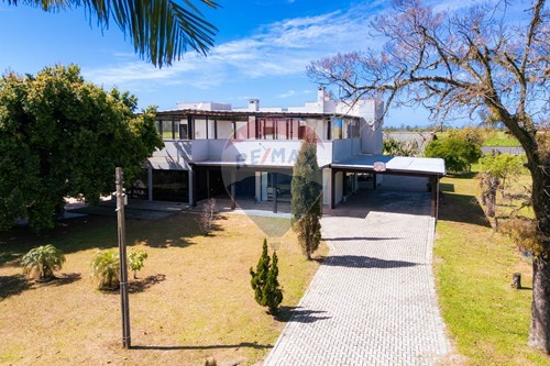 Venda-Chácara / Sítio / Fazenda-Balneário de Ilhas (Hercílio Luz) , Araranguá , Santa Catarina , 88912003-590311016-47