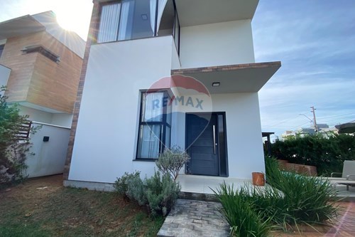 Venda-Casa-Rua Lira , 10  - Rio Vermelho , Florianópolis , Santa Catarina , 88060187-590511004-16