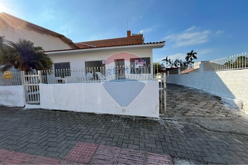 Venda-Casa-Rua José Agostinelli , 00  - Igreja Católica  - Termas do Gravatal , Gravatal , Santa Catarina , 88735000-590461027-2