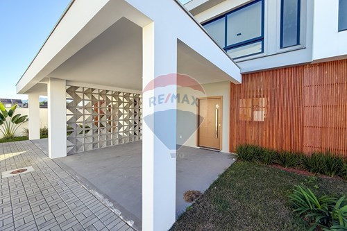 Venda-Casa-Rua Marcos João Serafim , 942  - Vila Nova , Joinville , Santa Catarina , 89237140-590501001-40