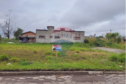 Venda-Terreno-Rua Pedro Severo Colares , 550  - Próximo Escola da São Pedro  - São Pedro , Sombrio , Santa Catarina , 88960000-590491009-2