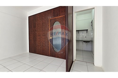 Venda-Cj. Comercial/ Sala-Rua Anita Garibaldi , 79  - Próximo a Praça XV  - Centro , Florianópolis , Santa Catarina , 88010500-590441066-33