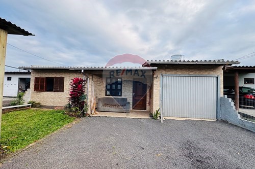 Venda-Casa-Rua Amândio Pedro Tristão , 267  - Centro , Santa Rosa do Sul , Santa Catarina , 88965000-590491002-13