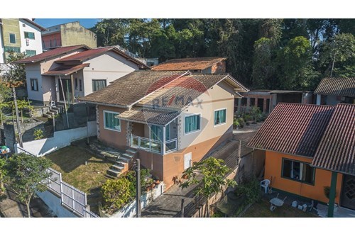 Venda-Casa-RUA FREI GALVAO , 123  - João Paulo II , Indaial , Santa Catarina , 89083-183-590211017-113