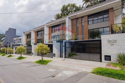 Venda-Casa-América , Joinville , Santa Catarina , 89204300-590501001-92