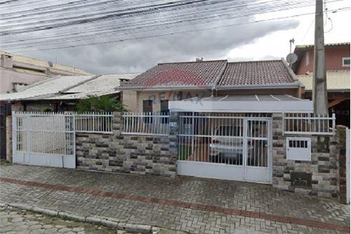 Venda-Casa-rua Argemiro , 312  - proximo VIvaPark  - Centro , Porto Belo , Santa Catarina , 88210000-590401028-5