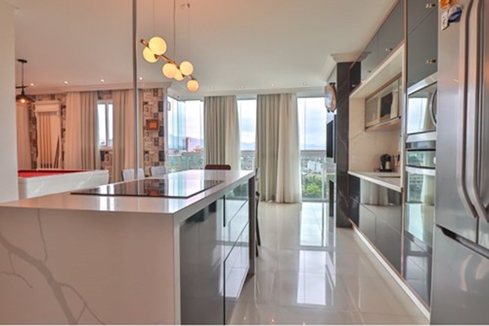 APARTAMENTO(cobertura) COM 206 m Área Útil - Nações em Indaial - foto 1