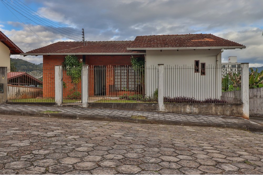 Seu Novo Lar em Indaial: Conforto e Localização! — foto 2