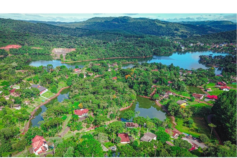 Casa no lago em Alto Cedros - Rio dos Cedros -SC - foto 1