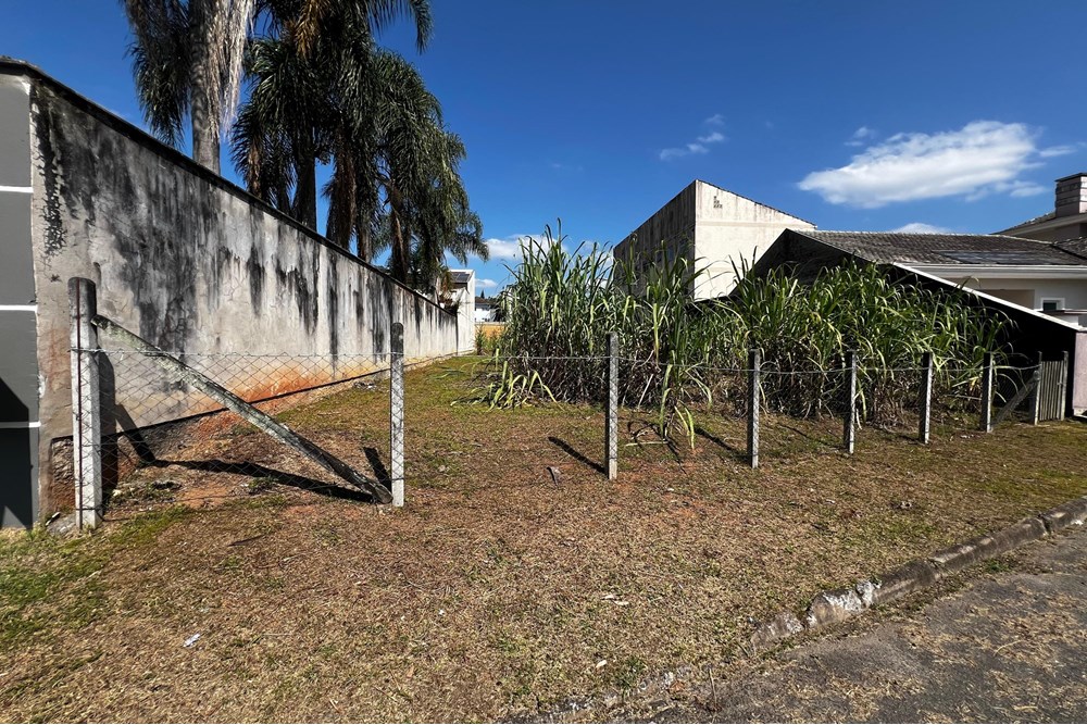 Terreno à Venda na Rua Florida - Bairro dos Estados em Indaial - foto 1