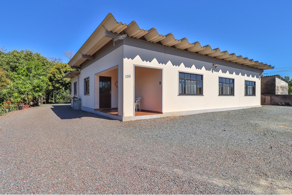 CASA COM TERRENO 5.000 m NO CARIJÓS - INDAIAL/SC - foto 1